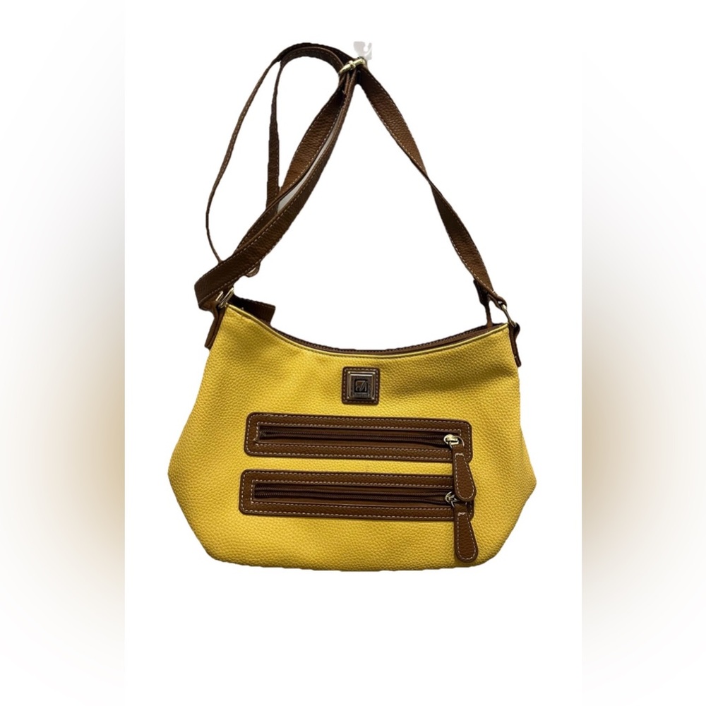 NWOT STONE MOUNTAIN WOMENS CROSS BODY BAG